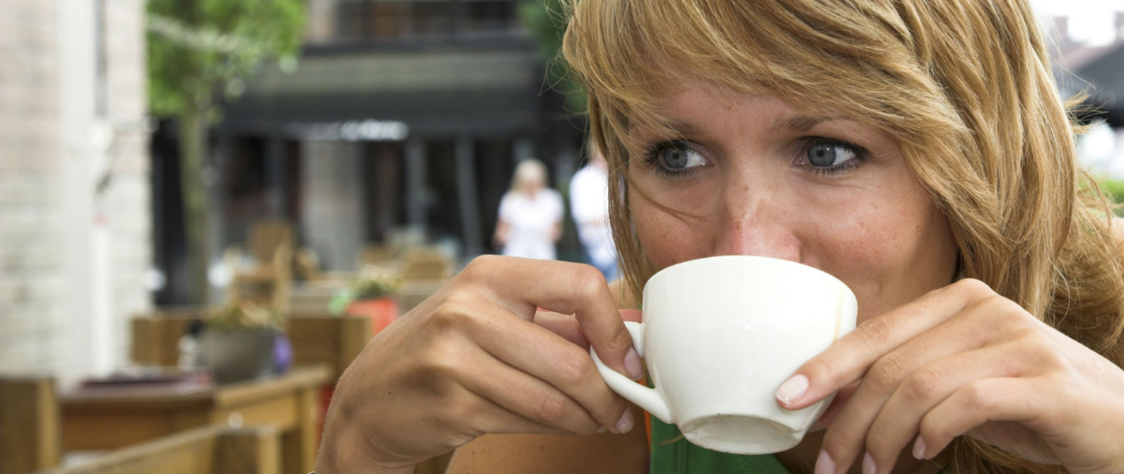 Alimentos que manchan los dientes