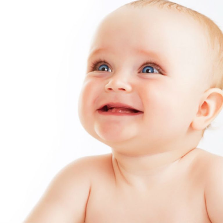 Cómo cuidar los dientes de los bebés