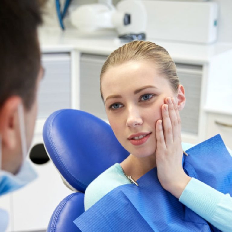 Descuento en todos los tratamientos dentales en diciembre.