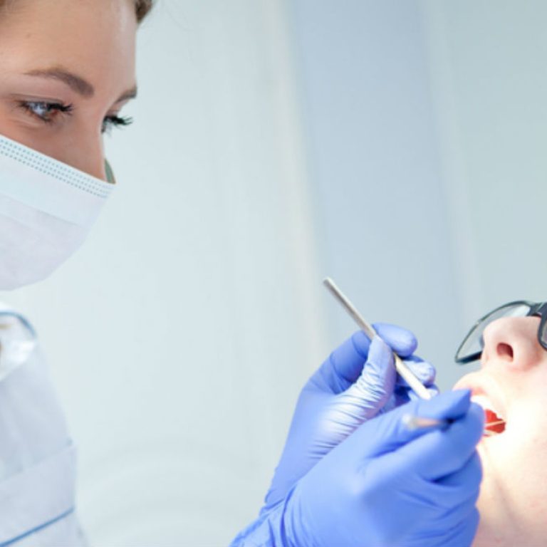 Por qué debes acudir al dentista